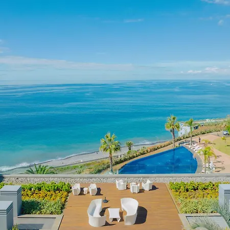 Flh Oceanfront Luxury At Madeira Palace *
