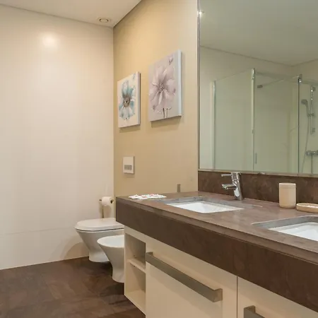 Flh Oceanfront Luxury At Madeira Palace