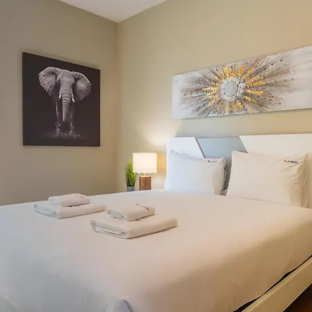 Flh Oceanfront Luxury At Madeira Palace 푼샬