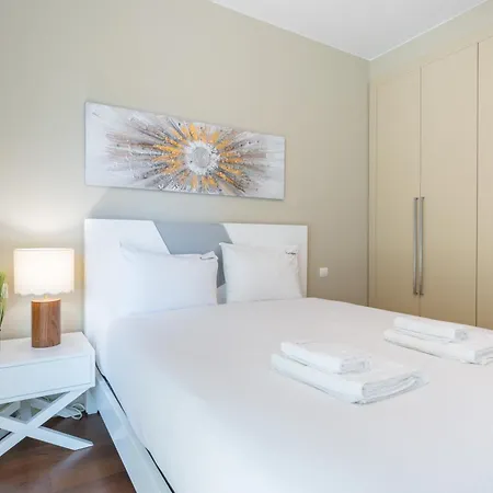 Flh Oceanfront Luxury At Madeira Palace 아파트