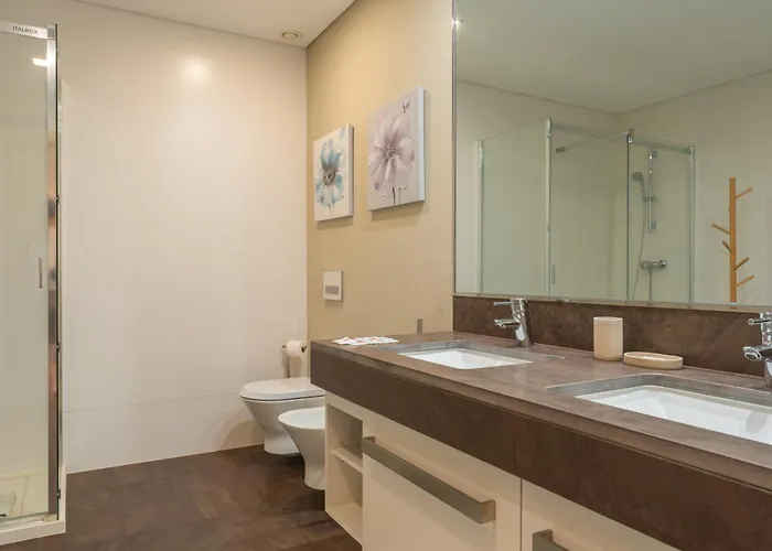 Flh Oceanfront Luxury At Madeira Palace