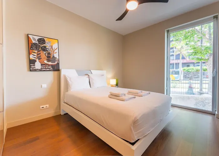 Flh Oceanfront Luxury At Madeira Palace