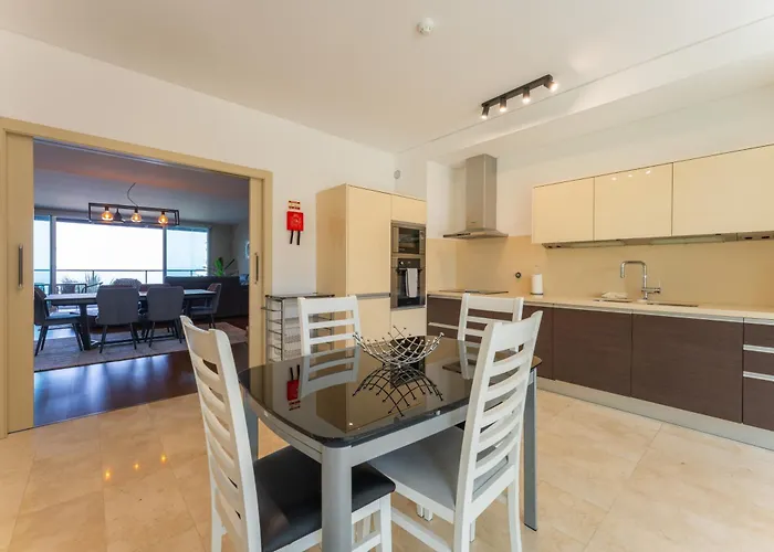 Flh Oceanfront Luxury At Madeira Palace Διαμέρισμα Φουνκάλ