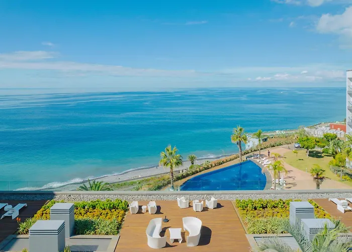 Flh Oceanfront Luxury At Madeira Palace *