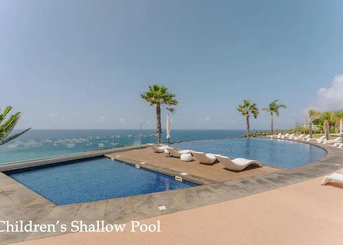 Flh Oceanfront Luxury At Madeira Palace Φουνκάλ